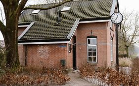 Crash'Nstay - Wachtpost 20